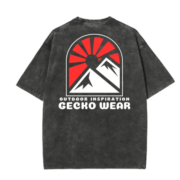 Black Japanese Mountain Tshirt - Imagen 2