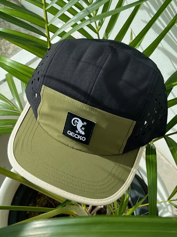 Black Green Run Fast Hat x Gecko
